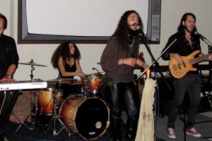 FOTO: CORBU, concert de excepţie la Reghin