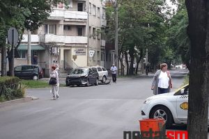 FOTO. Accident în municipiul Satu Mare. Două maşini au intrat în coliziune