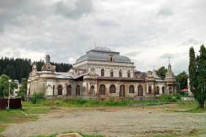 A fost semnat contractul pentru execuţia restaurării Cazinoului din Vatra Dornei