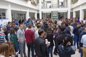 Cariera în IT, subiect de dezbatere pentru liceeni, universitari şi angajatori