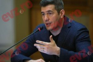Dragoş Pătraru, audiat în Parlament: Controlul editorial de la TVR este total şi insuportabil pentru jurnalişti