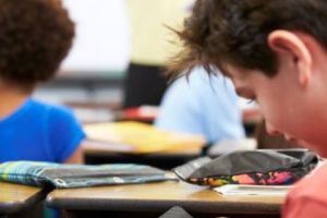 Vodafone acaparează piaţa telecomunicaţiilor din România