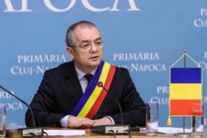 Cum explică Emil Boc subvenţionarea bisericilor cu 800.000 de euro