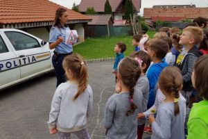 Poliţiştii au descins la grădiniţele din Cisnădie şi Cisnădioara