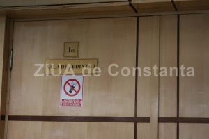 DNA Constanta a trimis in judecata un director de institutie publica. Dosarul, la rejudecare 
