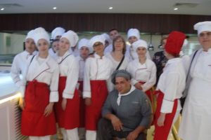 Șansa oferita de proiectele europene. 32 de elevi de la Liceul Miron Costin“, in practica in Cipru (galerie foto)