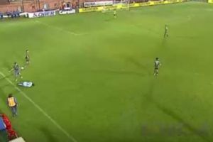 SCANDAL MONSTRU la meciul Dinamo-Juventus! Momentul de reculegere pentru Cristian Țopescu a fost DISTRUS. Un cameraman a fost BĂTUT