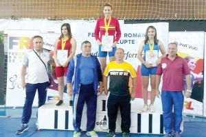 Aur pentru Andreea Păuc!