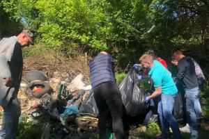 Acţiune de ecologizare in Câmpina, marca TSD Prahova