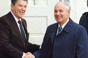 Ronald REAGAN, Marele Comunicator care a învins Uniunea Sovietică zâmbind