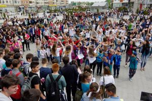 Flash mob şi marş antiviolenţă, joi, în centrul municipiului Suceava