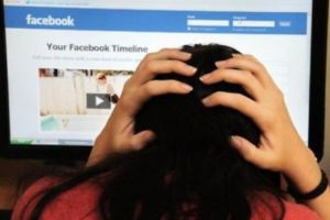 Minoră, ȘANTAJATĂ şi AMENINȚATĂ cu publicarea unor materiale PORNOGRAFICE. Agresorul a fost CONDAMNAT şi trebuie să plătească DESPĂGUBIRI IMPORTANTE