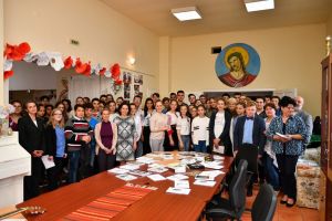 FOTO: Martirii de la Aiud, cinstiţi de elevii din zona Ocna-Mureş