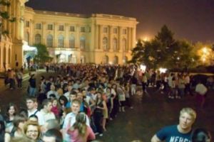 Noaptea MUZEELOR. RATB prelungeşte programul pentru o linie de noapte