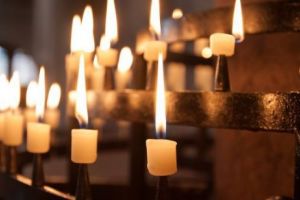 Vestea care a ȘOCAT pe toată lumea! Un preot celebru s-a ÎMPUȘCAT în CAP 