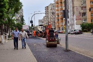 FOTO: Parcări asfaltate în cartierul Tudor