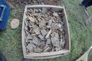 Peste 1.600 de munitii din Războaiele Mondiale rămase neexplodate, asanate de pompierii clujeni FOTO