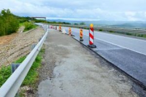 Portiunea de drum de pe DN1 C, afectata de alunecarea de teren in Pasul Mesteacan a fost refacuta