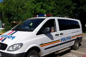 Infractiuni de pornografie infantilă, fraudă informatică şi trafic de droguri de risc, vizate de perchezitiile procurorilor DIICOT