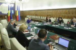 ULTIMA ORĂ - Guvernul a modificat Legea salarizării prin OUG: care sunt noile prevederi