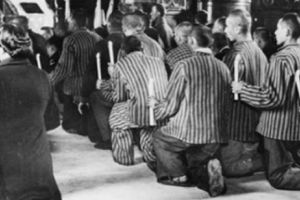 Mărturii din infernul comunist: „Fiecare deţinut trebuia să-l lingă în fund pe cel din faţa lui! Criminalii trăiesc şi astăzi printre noi”