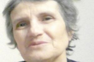 Apelaţi 112 dacă vedeţi această persoană