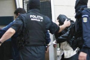 Valer Stancu, bărbatul din Pianu care l-a ÎNJUNGHIAT MORTAL pe tânărul de 32 de ani, la Sebeş, va fi prezentat judecătorilor, cu propunere de arestare preventivă