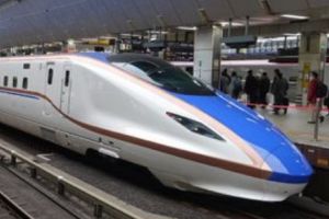 O companie feroviară din Japonia şi-a cerut scuze după ce un tren a plecat cu 25 de secunde mai devreme din staţie