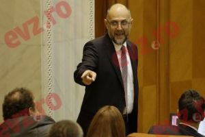 Bucureştiul este „CEL MAI ANTI-MAGHIAR”. Kelemen Hunor, DECLARAȚII SCANDALOASE!