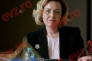 Ministrul Carmen Dan îi ia apărarea Vioricăi Dăncilă: „Am vorbit cu doamna premier şi este hotărâtă să meargă mai departe”