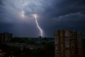 Alertă meteo! Cod galben de vreme severă imediată în judeţul Satu Mare. Localităţile vizate
