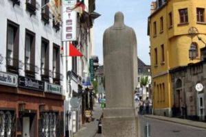 Imigraţie în Germania: tot mai mulţi români şi bulgari la Mönchengladbach