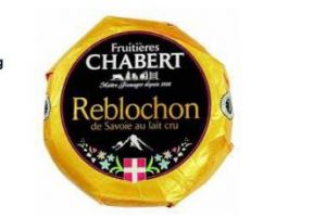 Alerta. Mega Image retrage un sortiment de branza de pe rafturi. A fost comercializat si la Constanta