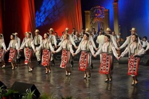 Ansamblul Folcloric “Maria Tănase”: Balşul va găzdui, joi 17 mai 2018, Festivalul etnofolcloric „Pomul Vieţii”