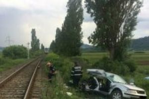 CUMPLIT: Patru tinere din Maramures au murit dupa ce au fost spulberate de tren