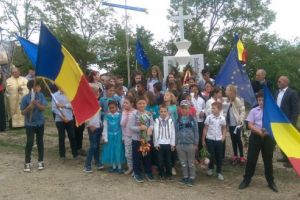 Monument închinat eroilor neamului, la Bărboşi