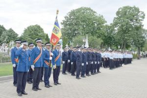 Manifestări comemorative în întreg judeţul: Ziua Eroilor