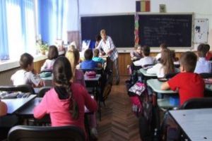 Elevii claselor a IV-a au susţinut ieri ultima probă a Evaluării Naţionale. Elevii de clasa a VI-a se pregătesc de testare
