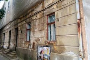 Ruinele Baii Mari, cinstea orasului.  Suntem capitala. Ni se falfaie…