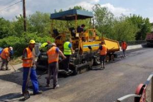 Cat au costat reparatiile pe strazile din cartierele orasului, in 2017