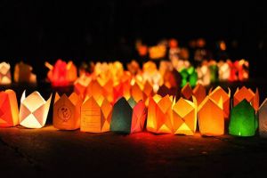 Sâmbăta în Bacău: Festivalul Luminii