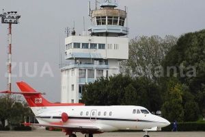 Un avion de pasageri a aterizat de urgenta pe aeroportul din Sibiu