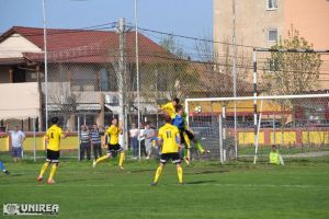 Sâmbătă, la Galda, ora 17.00, ultima reprezentaţie în faţa fanilor, Industria – Unirea Tăşnad