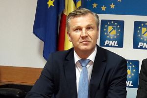Stelian Dolha: Pute a trădare naţională! O prostie monumentală
