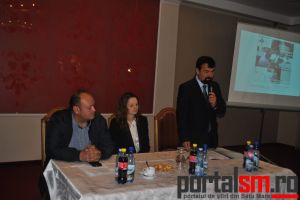 FOTOGALERIE. Ziua Internaţională a Asistenţilor Medicali, marcată la Satu Mare printr-un Simpozion