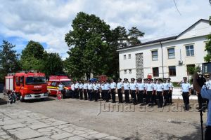 FOTO: Primarul Iulian Nica : „A fi pompier nu înseamnă doar o meserie, ci o vocaţie, o viaţă dedicată semenilor“