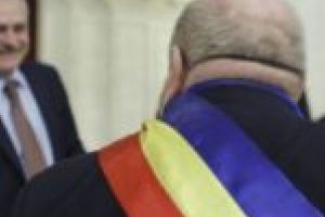 Consiliul IMM-urilor contestă dreptul primarilor şi viceprimarilor de a desfăşura afaceri private. Concurenţă neloială!