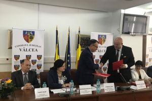180 de milioane de lei, bani pentru reabilitarea drumurilor din Vâlcea
