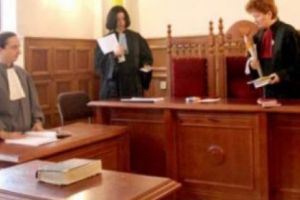 Legăturile unor CĂMĂTARI cu JUSTIȚIA. Cum a luat mită Elena Burlan de la diverşi INTERLOPI pentru a-i SCĂPA DE ÎNCHISOARE