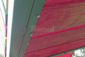 Toboganul din Bosanci care fusese distrus parţial a fost reparat corect